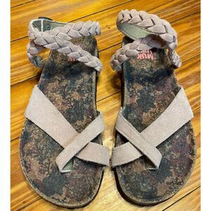 Muk Luks Light Pink Gladiator‎ Sandals Size 6-EUC